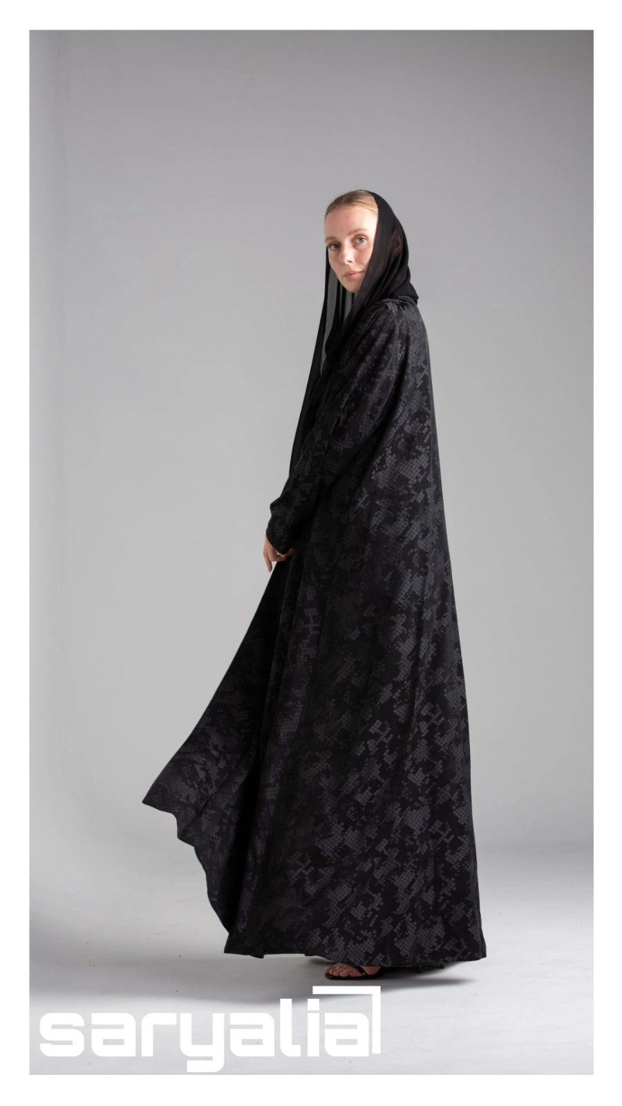 Surreal Abaya