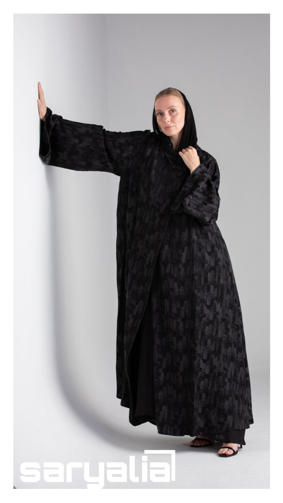 Sakura Abaya