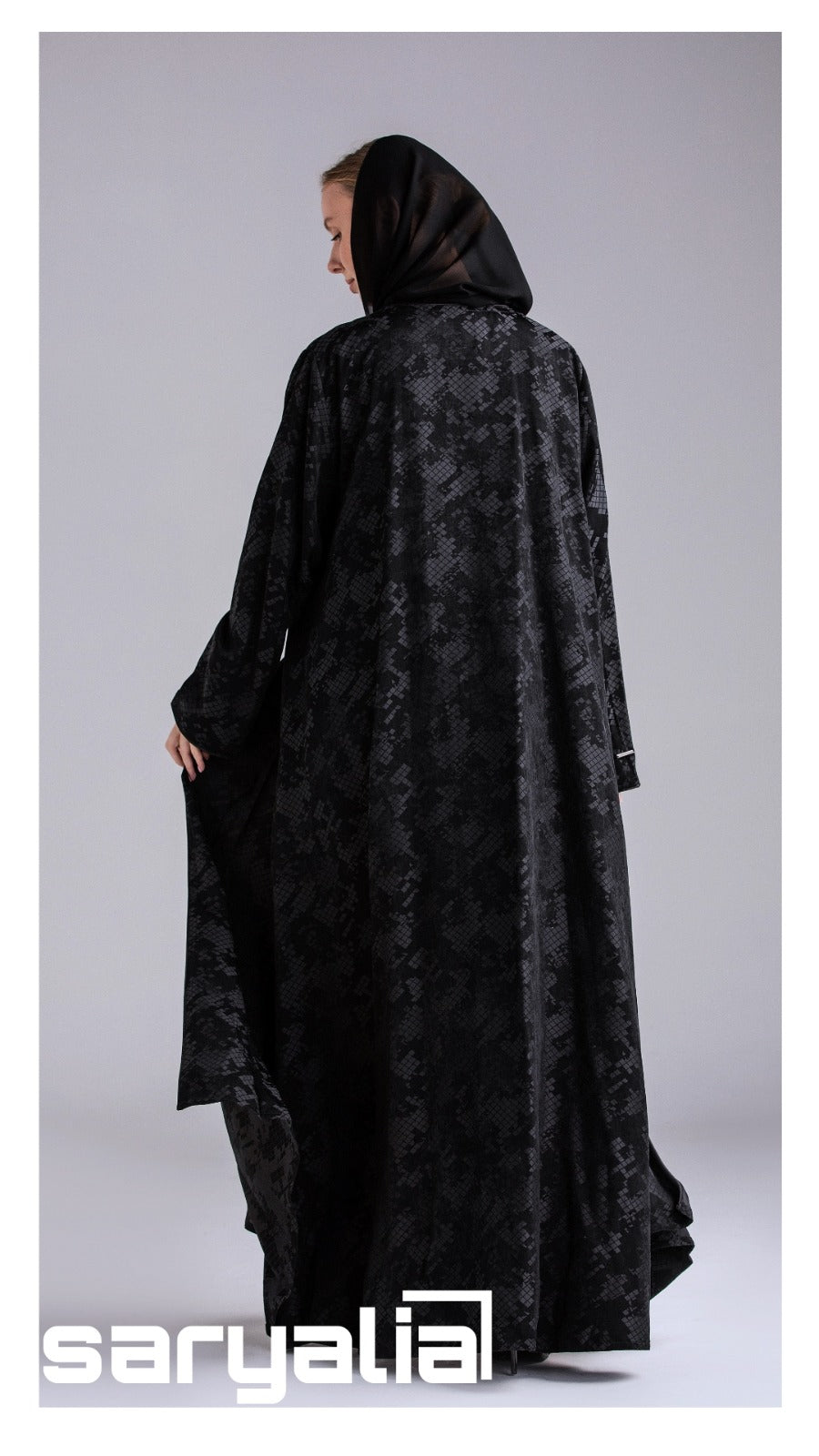 Surreal Abaya