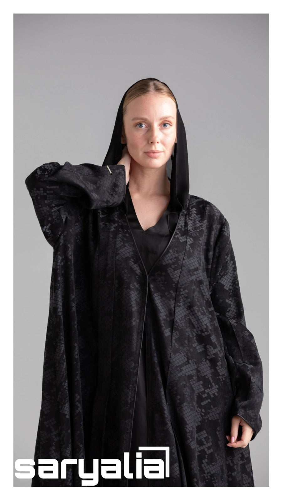 Surreal Abaya