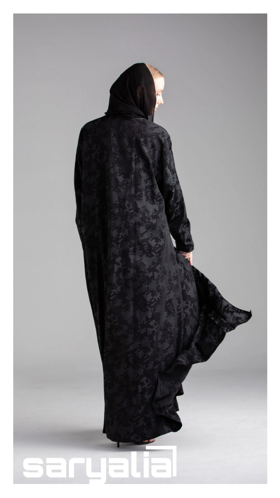 Surreal Abaya