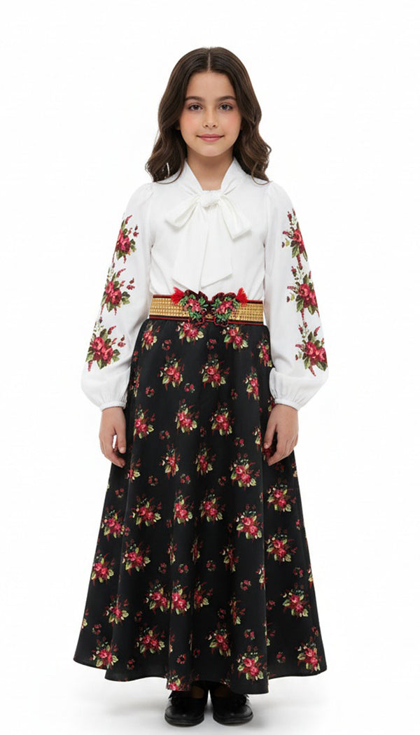 مجموعة تنوره وبلوزه